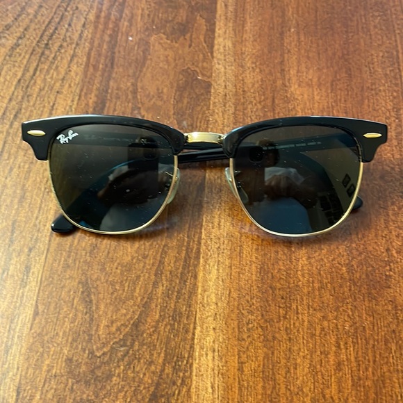 Ray-Ban Other - RayBan sunglasses Clubmaster in pristine condition made Italy.